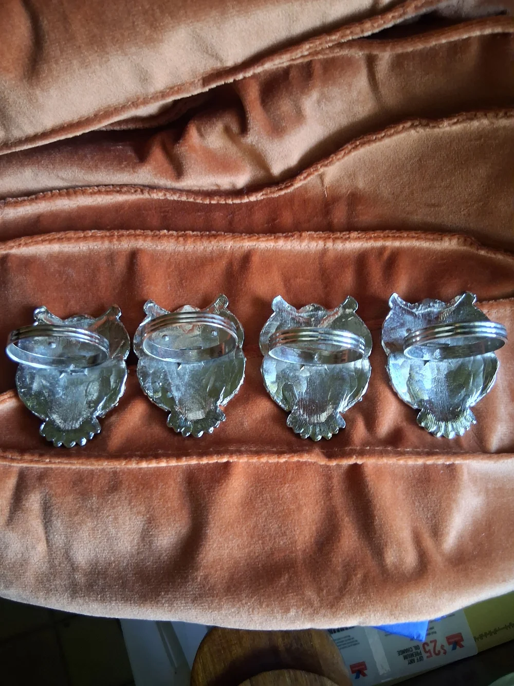 Tahari Home Owl Rhinestone Napkin Rings Set 4 Silver Tine Sparkle Table Decor